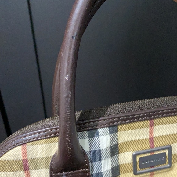 Authentic Burberry Nova Check Bag / Bucket Tote - Picture 8 of 8